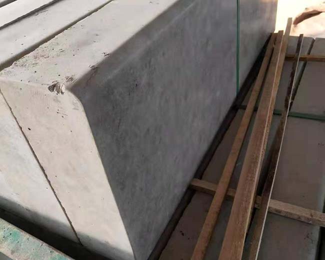 路边石（100x35x12cm）v